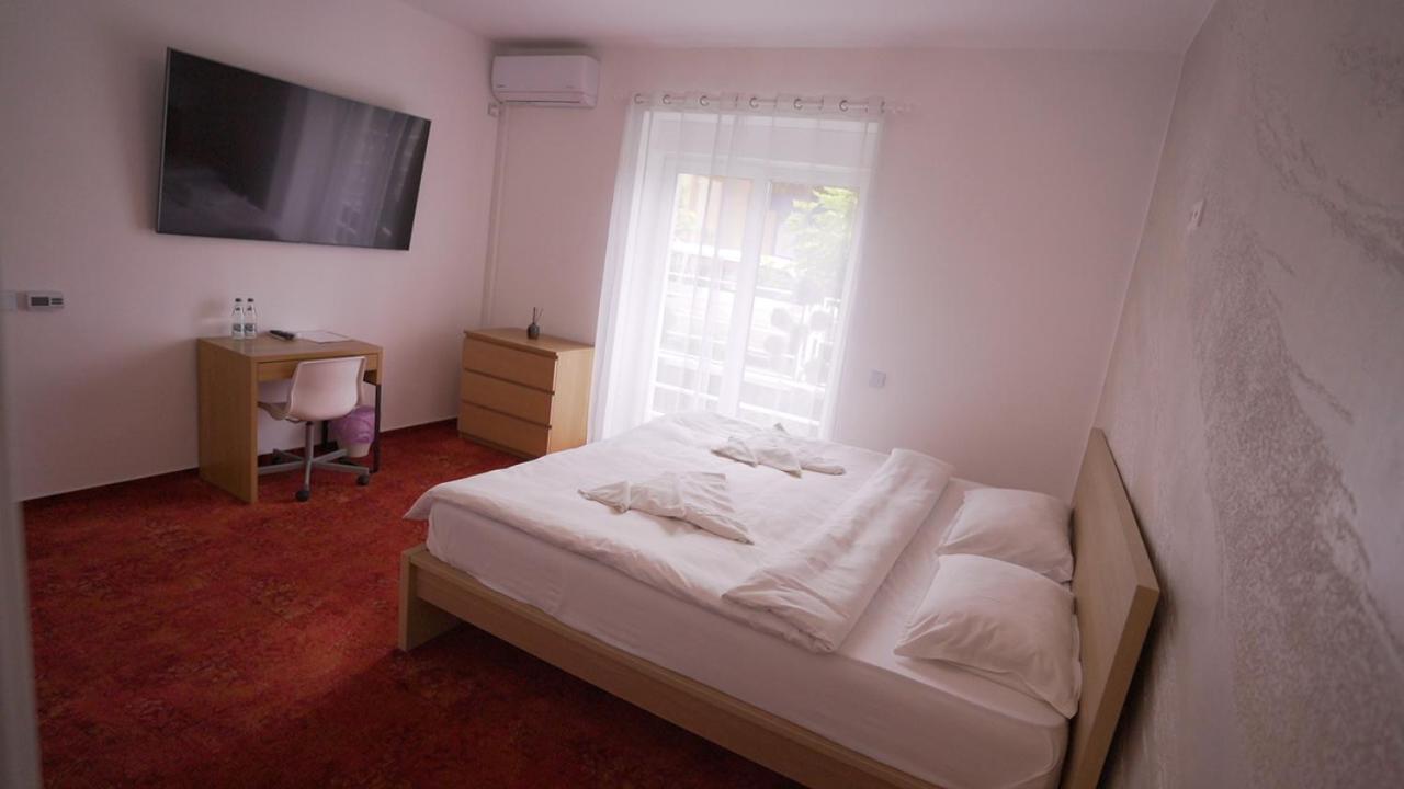 Vivo House Panzió Marosvásárhely Kültér fotó